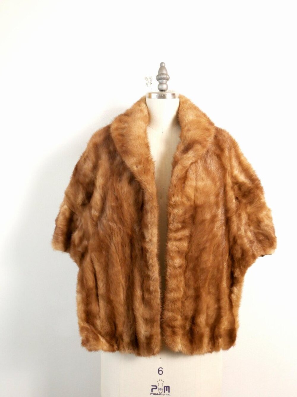 Vintage 1950s Women’s Brown Real Fur Stole Jacket